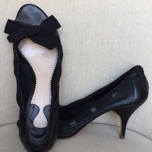 Chloe grosgrain and leather peep toe heels sz 40